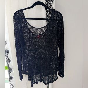 Day trip Elegant Black Lace Women's Top